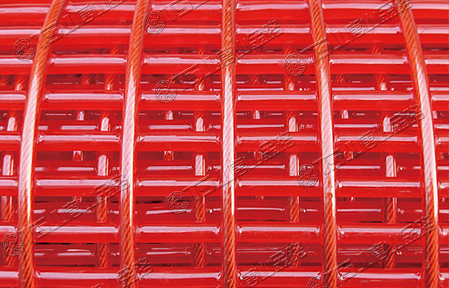 篩分設備選用聚氨酯篩網(wǎng)，高耐磨、壽命長