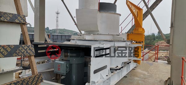 錘破、對輥破、立軸沖擊破三種制砂設(shè)備優(yōu)劣對比