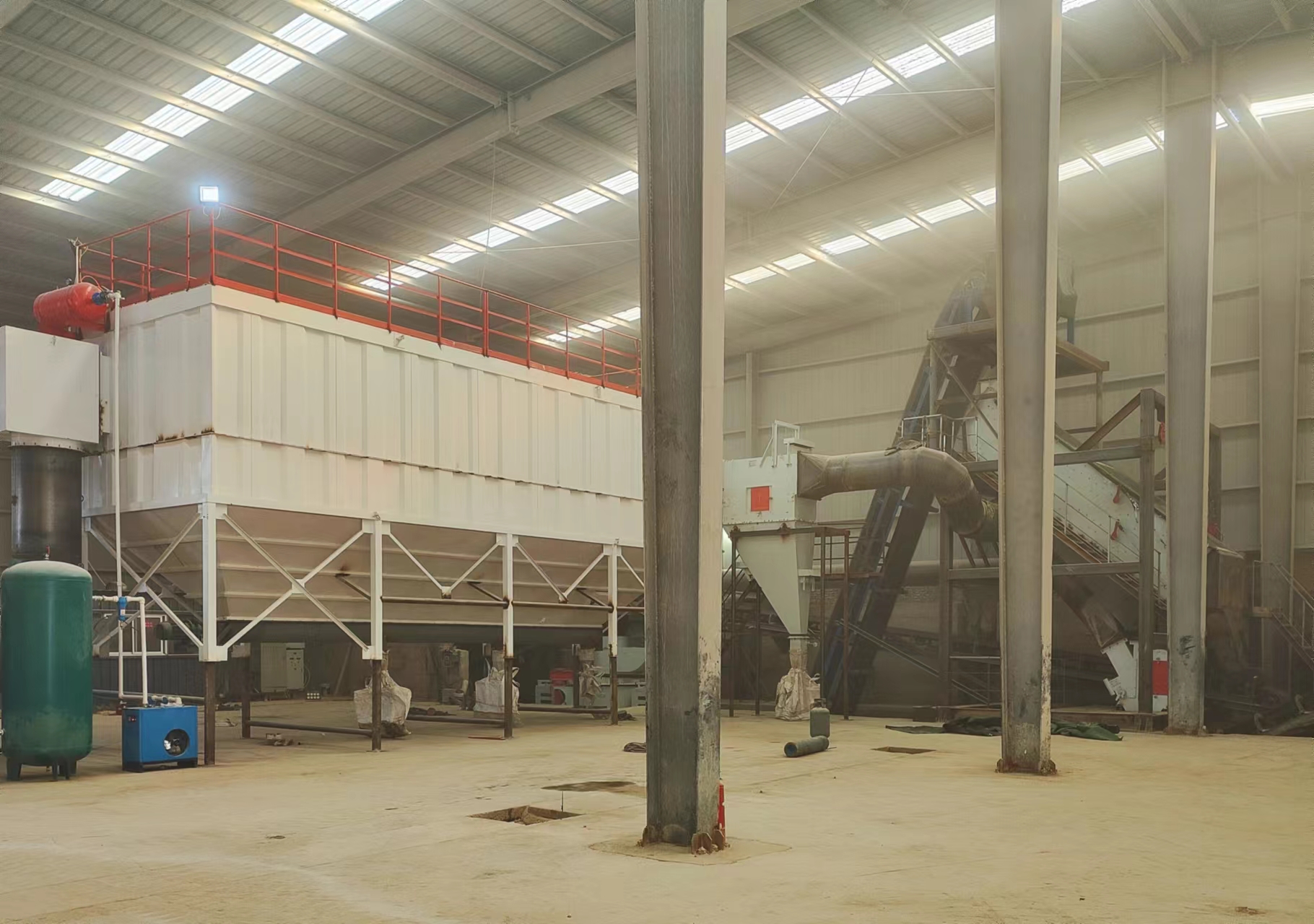 與平面制砂相比，干法制砂樓有哪些優(yōu)勢(shì)？